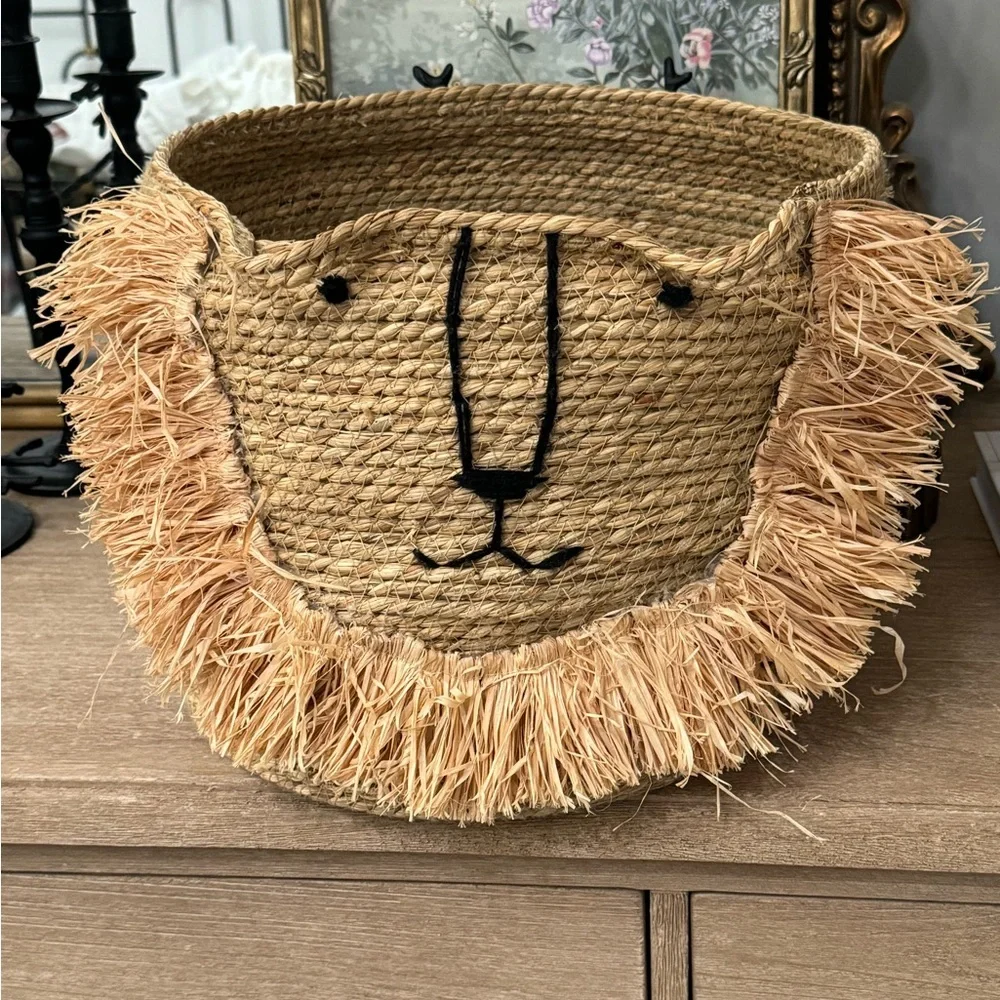 Handmade woven seagrass